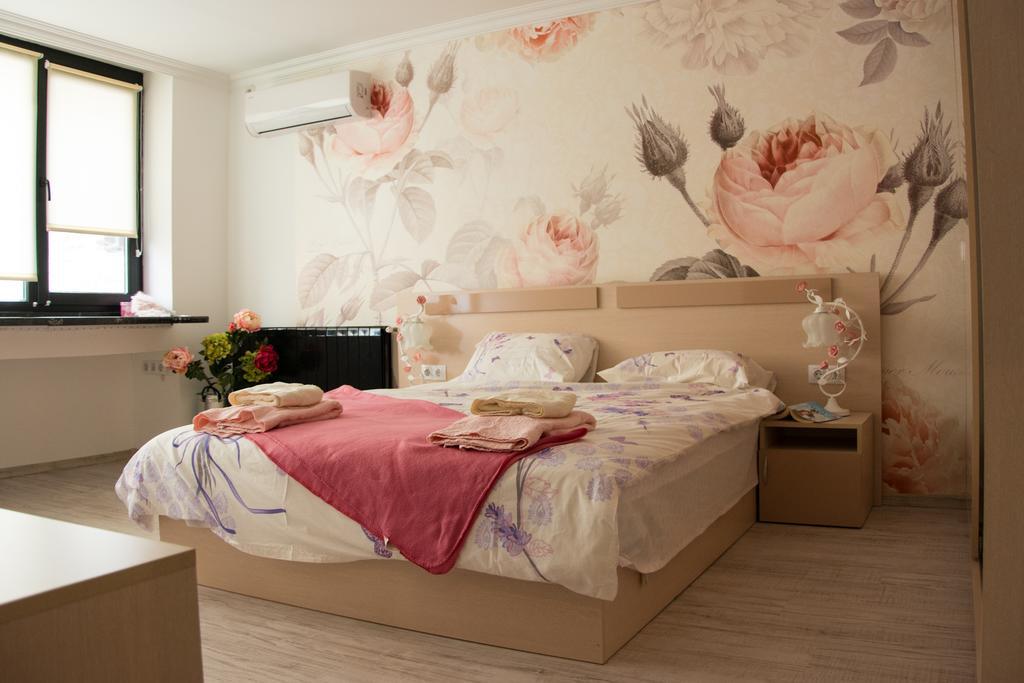 Silver Apartment Burgas Bagian luar foto